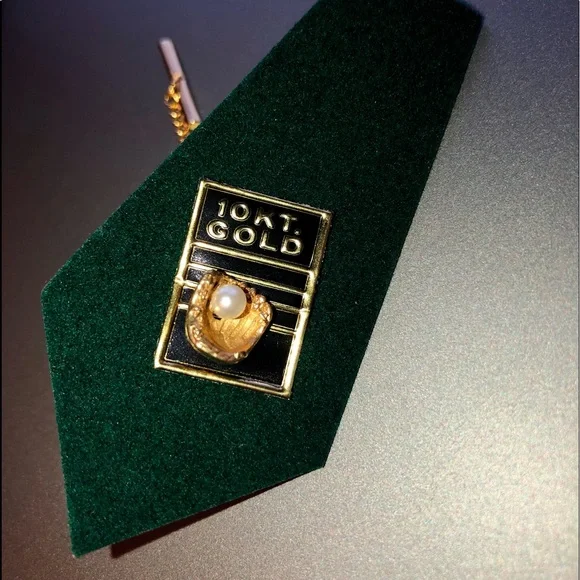 10kt baseball genuine pearl mitt glove tie tack softball pitcher - Picture 7 of 12